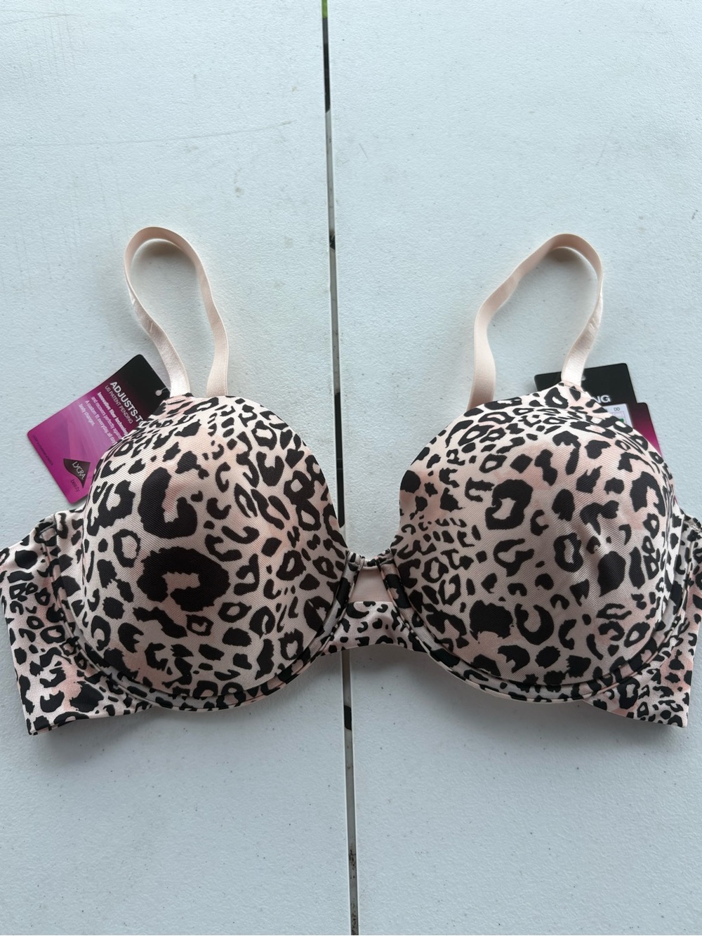 Maidenform Adjusts-To-Me T-Shirt Bra Large Leopard Animal Print NWT $36